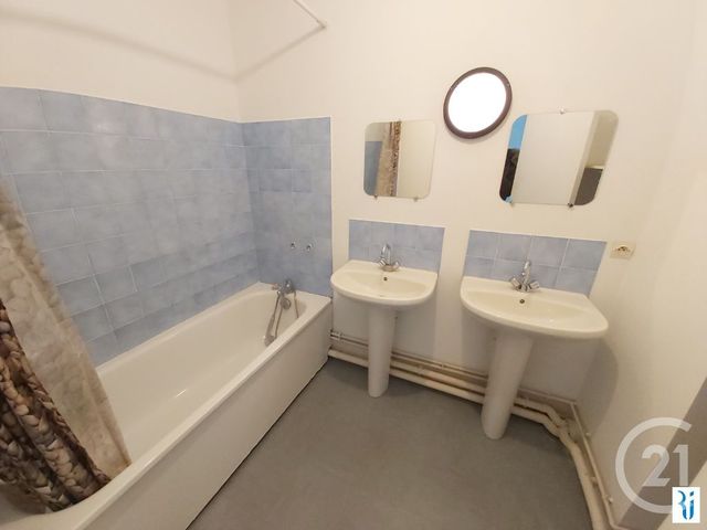 Appartement F4 &agrave; louer - 4 pi&egrave;ces - 85,17 m2 - Bois Guillaume - 76 - HAUTE-NORMANDIE