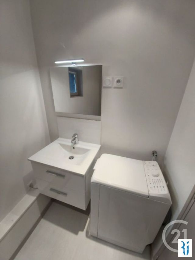 Appartement F2 &agrave; louer - 2 pi&egrave;ces - 32,01 m2 - Rouen - 76 - HAUTE-NORMANDIE
