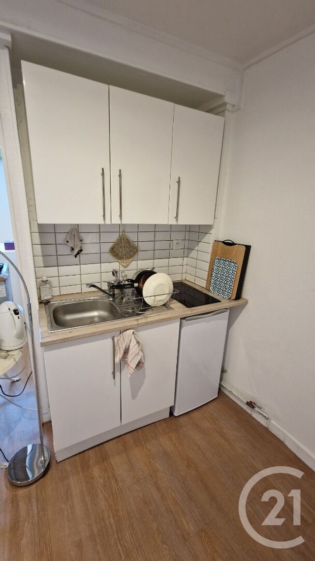 Appartement F1 &agrave; louer - 1 pi&egrave;ce - 27,40 m2 - Rouen - 76 - HAUTE-NORMANDIE