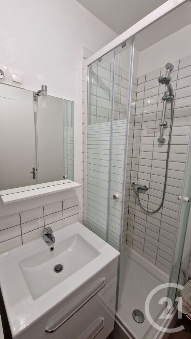 Appartement F1 &agrave; louer - 1 pi&egrave;ce - 27,40 m2 - Rouen - 76 - HAUTE-NORMANDIE