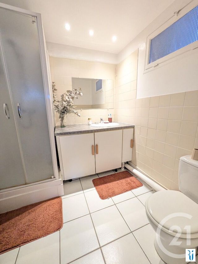 Appartement F3 &agrave; louer - 3 pi&egrave;ces - 49 m2 - Rouen - 76 - HAUTE-NORMANDIE