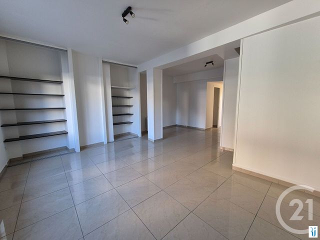 Appartement F3 &agrave; louer - 3 pi&egrave;ces - 61,41 m2 - Rouen - 76 - HAUTE-NORMANDIE