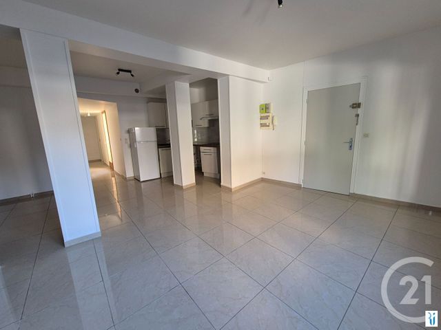 Appartement F3 &agrave; louer - 3 pi&egrave;ces - 61,41 m2 - Rouen - 76 - HAUTE-NORMANDIE