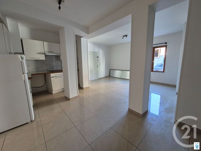 Appartement F3 &agrave; louer - 3 pi&egrave;ces - 61,41 m2 - Rouen - 76 - HAUTE-NORMANDIE