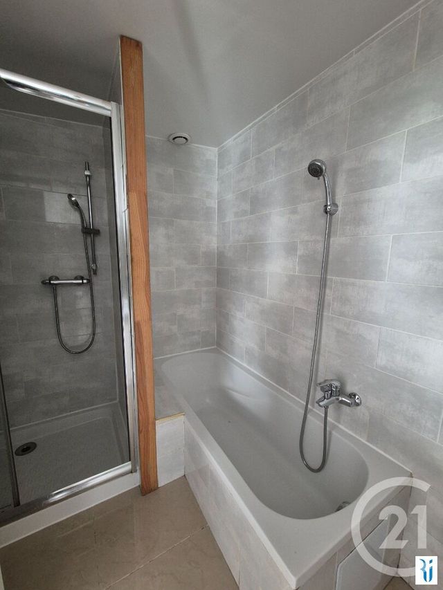 Appartement F3 &agrave; louer - 3 pi&egrave;ces - 61,41 m2 - Rouen - 76 - HAUTE-NORMANDIE