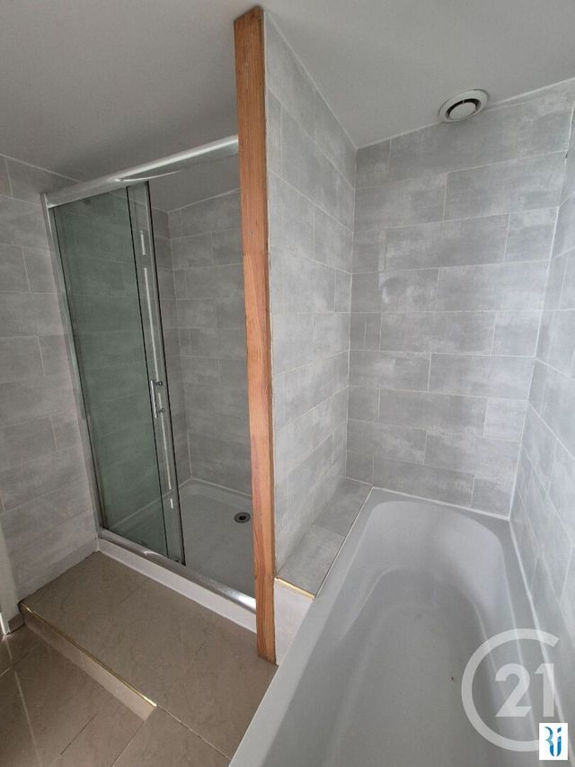 Appartement F3 &agrave; louer - 3 pi&egrave;ces - 61,41 m2 - Rouen - 76 - HAUTE-NORMANDIE