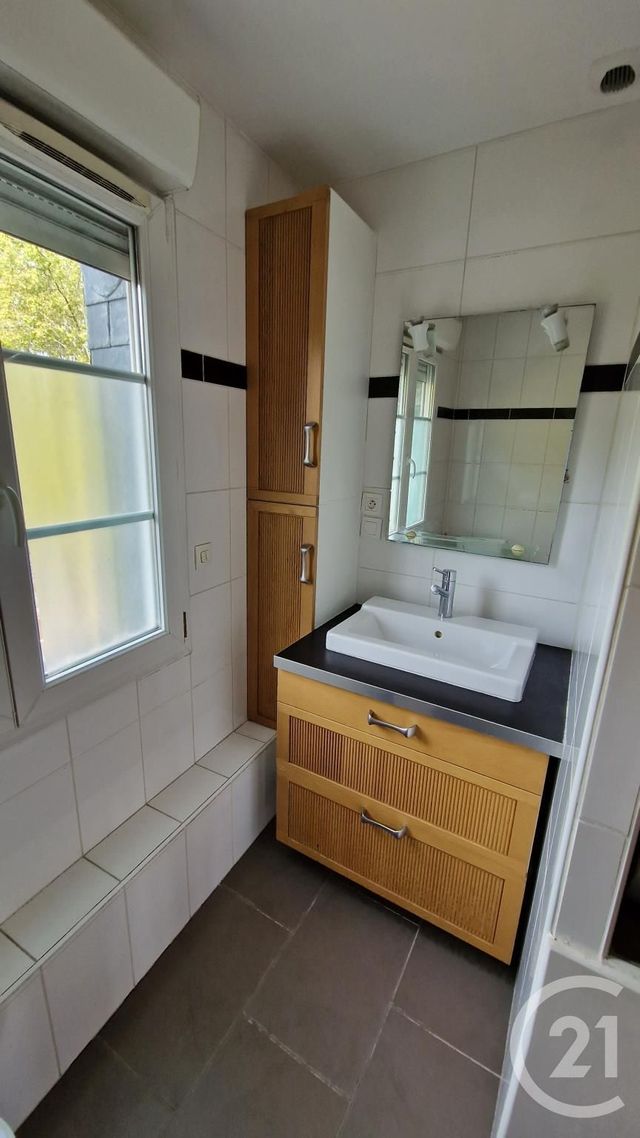 Appartement F3 &agrave; louer - 3 pi&egrave;ces - 63,39 m2 - Rouen - 76 - HAUTE-NORMANDIE