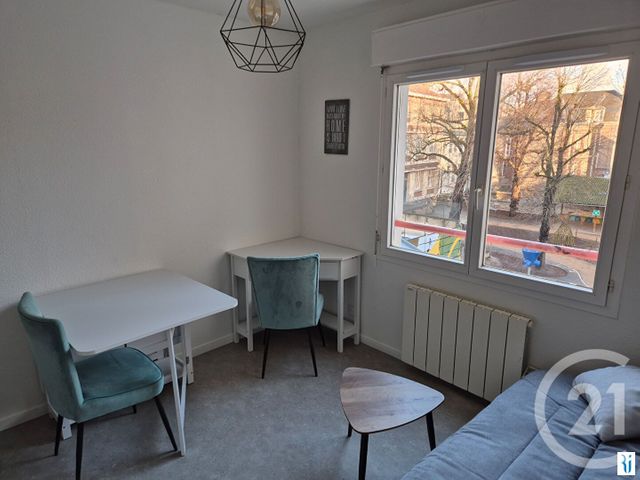 Appartement F1 &agrave; louer - 1 pi&egrave;ce - 15,54 m2 - Rouen - 76 - HAUTE-NORMANDIE