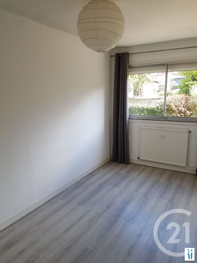 Appartement F4 &agrave; louer - 4 pi&egrave;ces - 109,66 m2 - Rouen - 76 - HAUTE-NORMANDIE