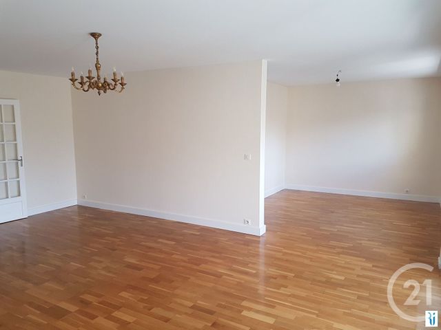 Appartement F4 &agrave; louer - 4 pi&egrave;ces - 109,66 m2 - Rouen - 76 - HAUTE-NORMANDIE