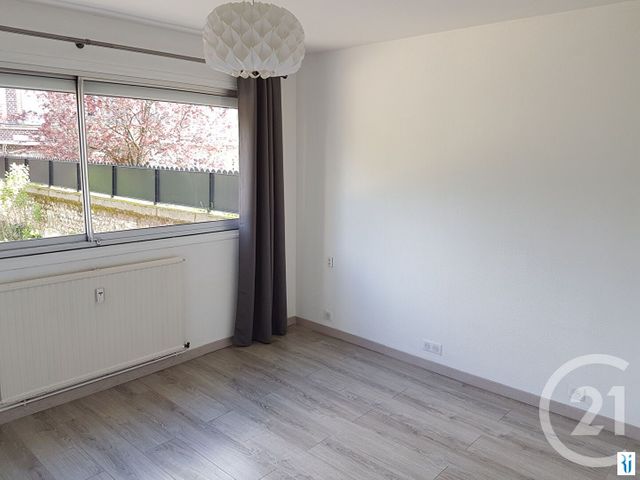 Appartement F4 &agrave; louer - 4 pi&egrave;ces - 109,66 m2 - Rouen - 76 - HAUTE-NORMANDIE