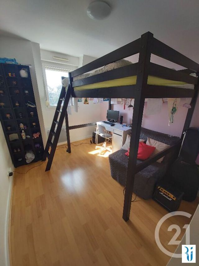 Appartement F4 &agrave; louer - 5 pi&egrave;ces - 90,48 m2 - Rouen - 76 - HAUTE-NORMANDIE