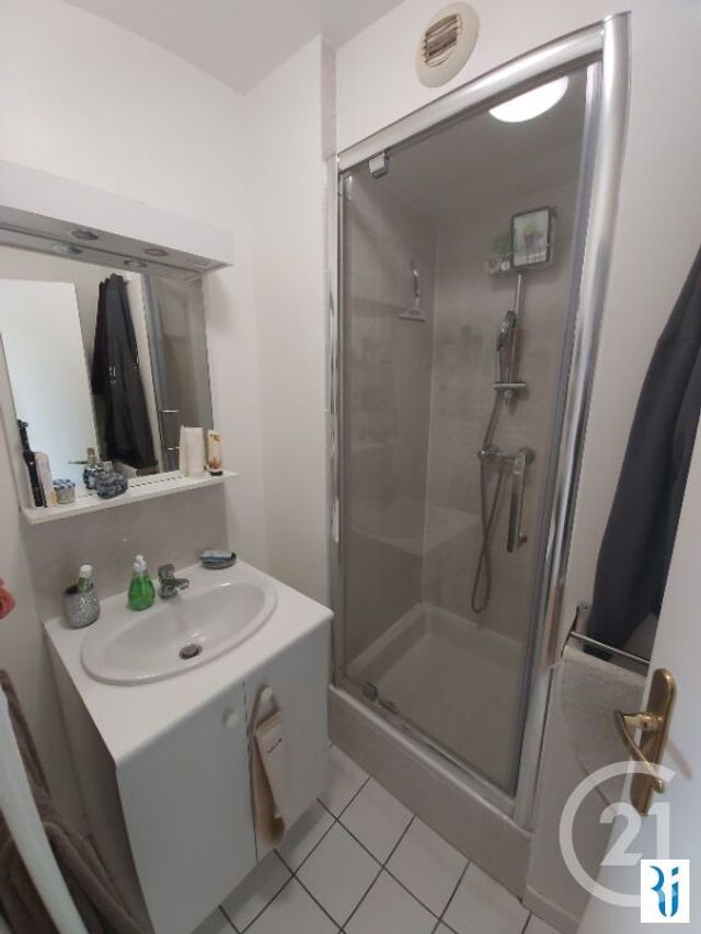 Appartement F4 &agrave; louer - 5 pi&egrave;ces - 90,48 m2 - Rouen - 76 - HAUTE-NORMANDIE