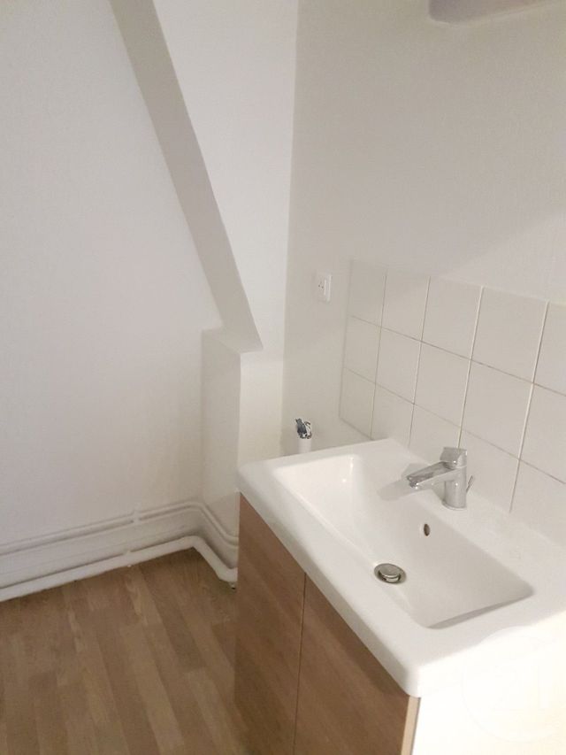 Appartement F2 &agrave; louer - 2 pi&egrave;ces - 41,01 m2 - Rouen - 76 - HAUTE-NORMANDIE