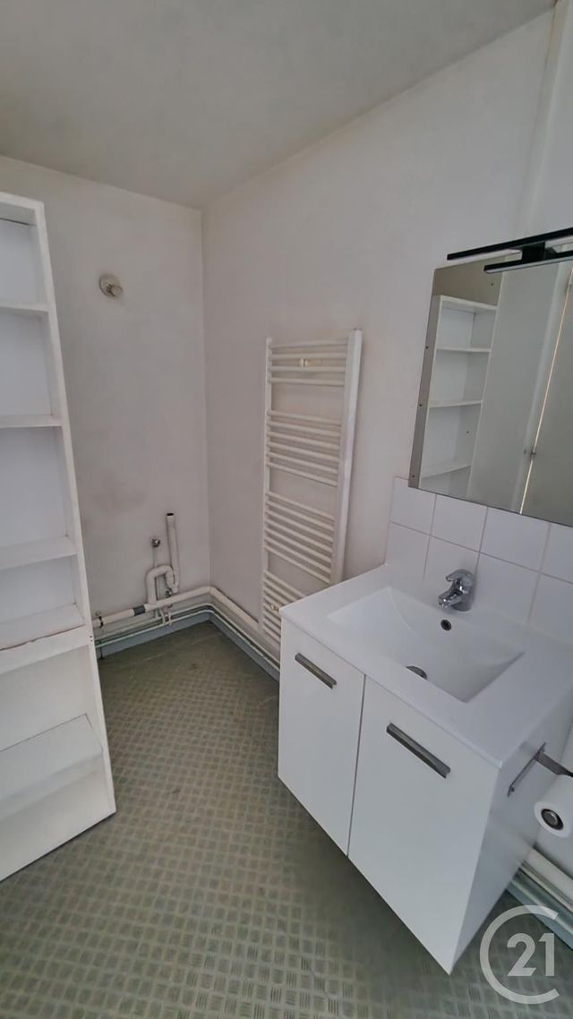 Appartement F2 &agrave; louer - 2 pi&egrave;ces - 35,59 m2 - Le Mesnil Esnard - 76 - HAUTE-NORMANDIE