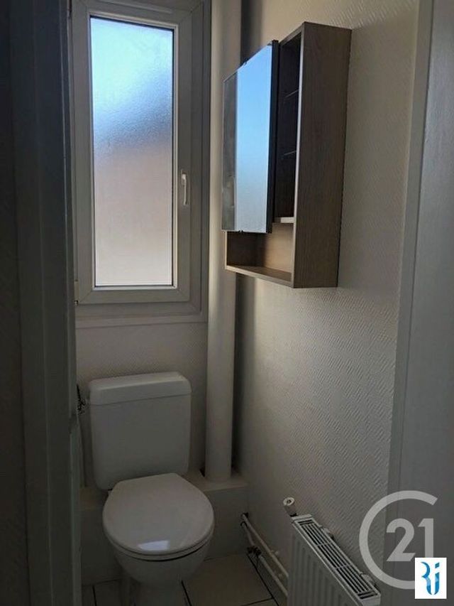 Appartement F4 &agrave; louer - 4 pi&egrave;ces - 85,31 m2 - Rouen - 76 - HAUTE-NORMANDIE