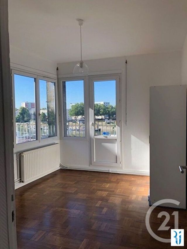 Appartement F4 &agrave; louer - 4 pi&egrave;ces - 85,31 m2 - Rouen - 76 - HAUTE-NORMANDIE