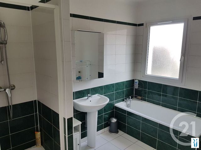 Appartement F4 &agrave; louer - 4 pi&egrave;ces - 85,31 m2 - Rouen - 76 - HAUTE-NORMANDIE