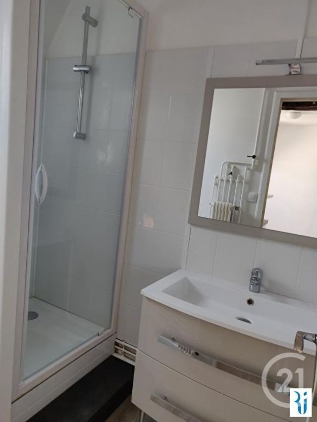 Appartement F1 &agrave; louer - 1 pi&egrave;ce - 17,88 m2 - Rouen - 76 - HAUTE-NORMANDIE