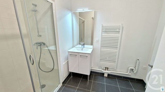 Appartement F3 &agrave; louer - 3 pi&egrave;ces - 71,20 m2 - Bihorel - 76 - HAUTE-NORMANDIE