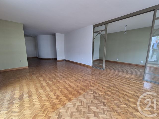 Appartement F4 &agrave; louer - 4 pi&egrave;ces - 110,87 m2 - Rouen - 76 - HAUTE-NORMANDIE