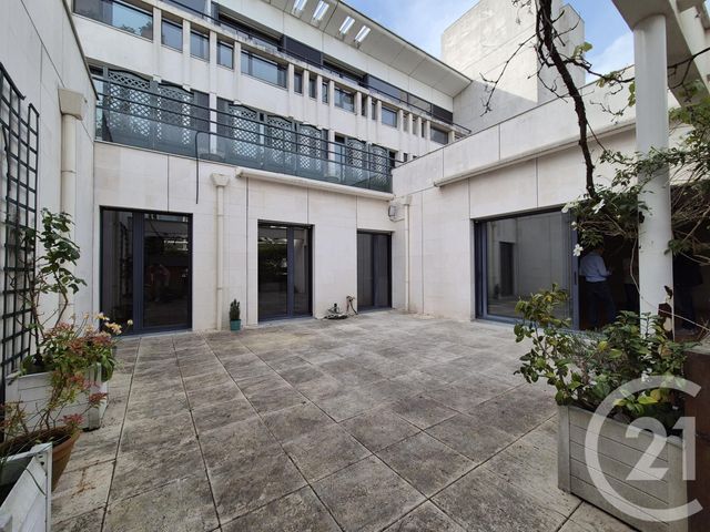 Appartement F4 &agrave; louer - 4 pi&egrave;ces - 110,87 m2 - Rouen - 76 - HAUTE-NORMANDIE