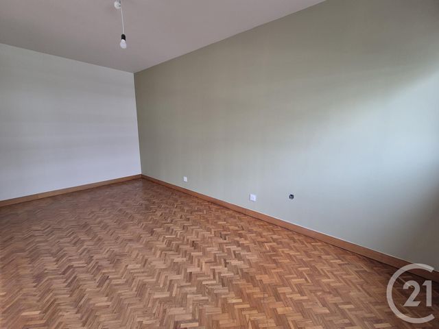 Appartement F4 &agrave; louer - 4 pi&egrave;ces - 110,87 m2 - Rouen - 76 - HAUTE-NORMANDIE
