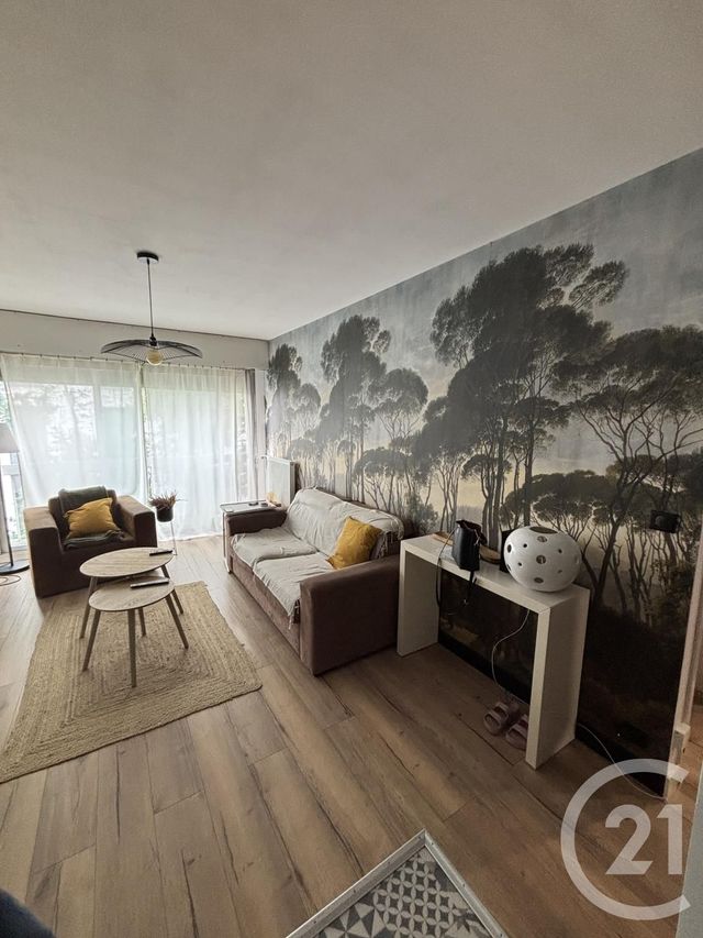 Appartement F2 &agrave; louer - 2 pi&egrave;ces - 39 m2 - Rouen - 76 - HAUTE-NORMANDIE