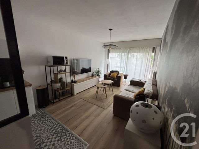 Appartement F2 &agrave; louer - 2 pi&egrave;ces - 39 m2 - Rouen - 76 - HAUTE-NORMANDIE