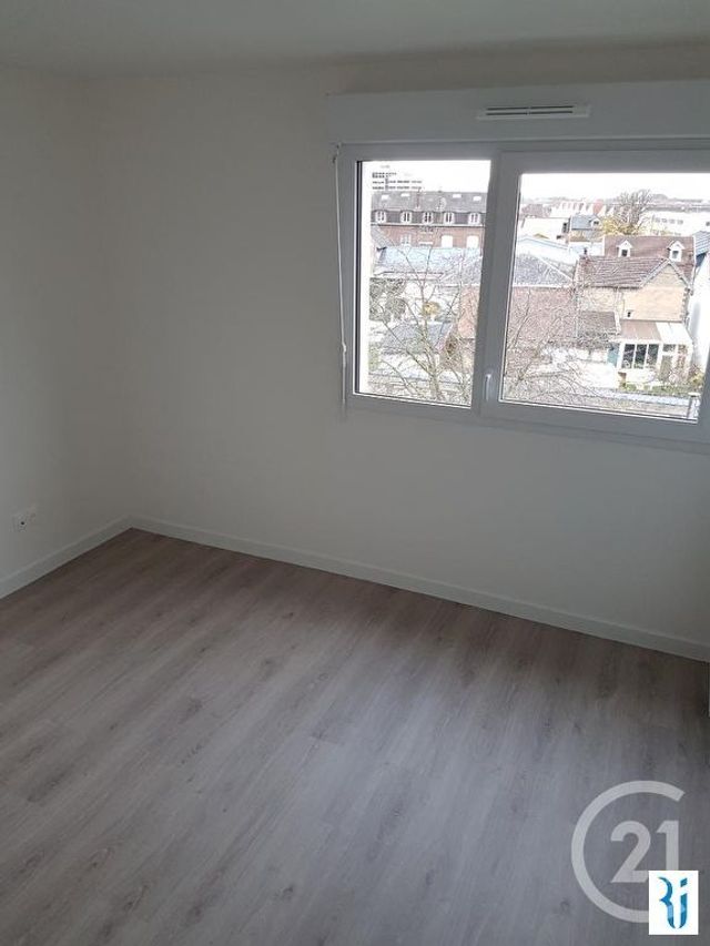 Appartement F3 &agrave; louer - 3 pi&egrave;ces - 63,05 m2 - Rouen - 76 - HAUTE-NORMANDIE