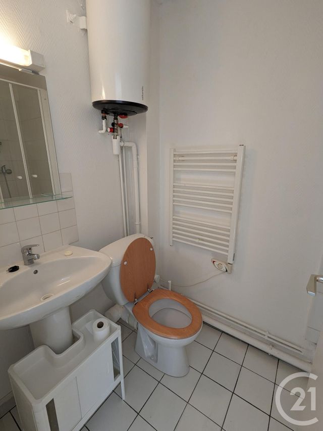Appartement F1 &agrave; louer - 1 pi&egrave;ce - 12,77 m2 - Rouen - 76 - HAUTE-NORMANDIE
