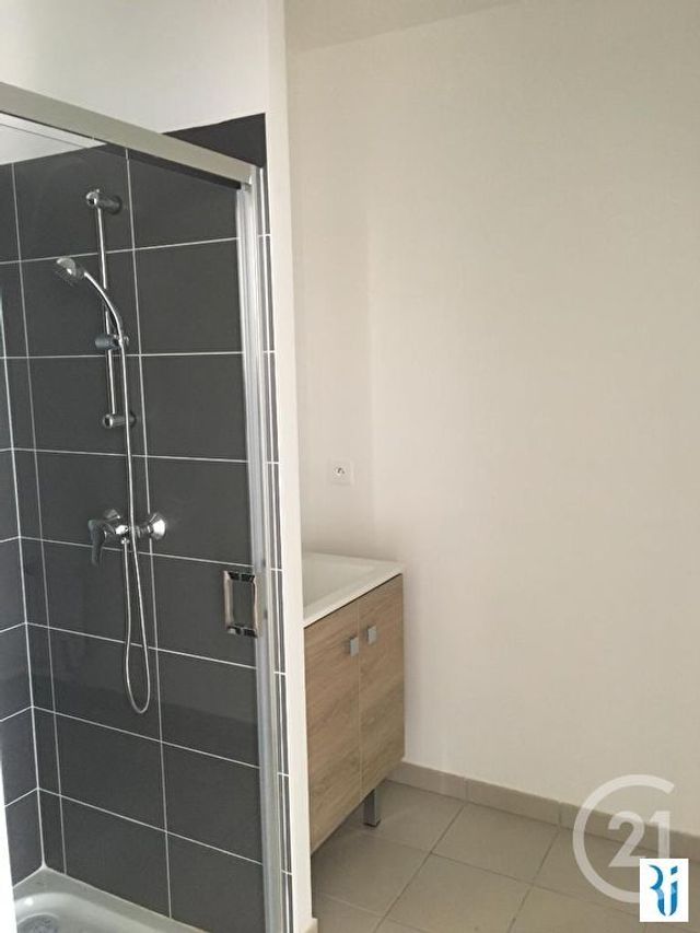Appartement F3 &agrave; louer - 3 pi&egrave;ces - 62,02 m2 - Mont St Aignan - 76 - HAUTE-NORMANDIE