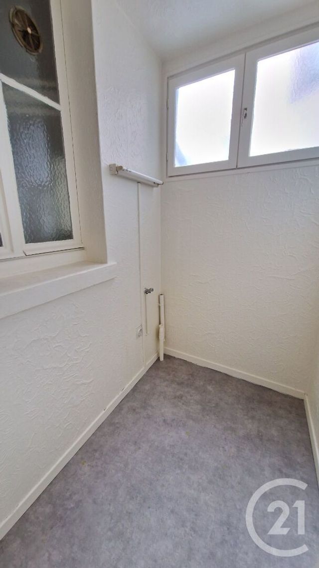 Appartement F3 &agrave; louer - 3 pi&egrave;ces - 95,95 m2 - Rouen - 76 - HAUTE-NORMANDIE