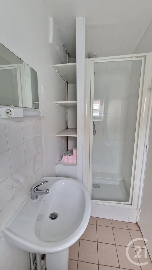 Appartement F1 &agrave; louer - 1 pi&egrave;ce - 25,18 m2 - Rouen - 76 - HAUTE-NORMANDIE