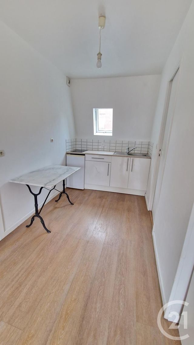 Appartement F1 &agrave; louer - 1 pi&egrave;ce - 25,18 m2 - Rouen - 76 - HAUTE-NORMANDIE