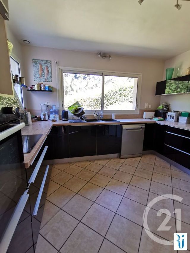 Maison &agrave; louer - 6 pi&egrave;ces - 165 m2 - Mont St Aignan - 76 - HAUTE-NORMANDIE