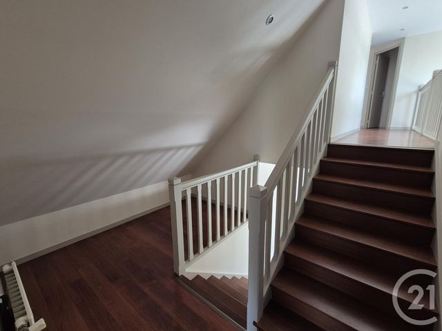 Maison &agrave; louer - 6 pi&egrave;ces - 165 m2 - Mont St Aignan - 76 - HAUTE-NORMANDIE