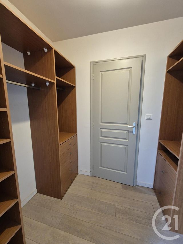 Maison &agrave; louer - 6 pi&egrave;ces - 165 m2 - Mont St Aignan - 76 - HAUTE-NORMANDIE