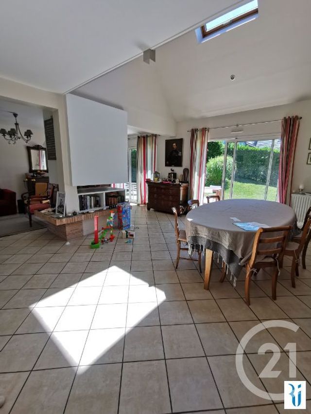 Maison &agrave; louer - 6 pi&egrave;ces - 165 m2 - Mont St Aignan - 76 - HAUTE-NORMANDIE