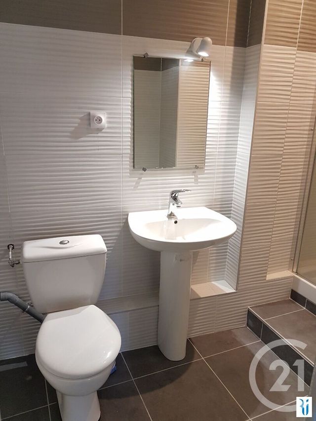 Appartement F1 &agrave; louer - 1 pi&egrave;ce - 15,23 m2 - Rouen - 76 - HAUTE-NORMANDIE