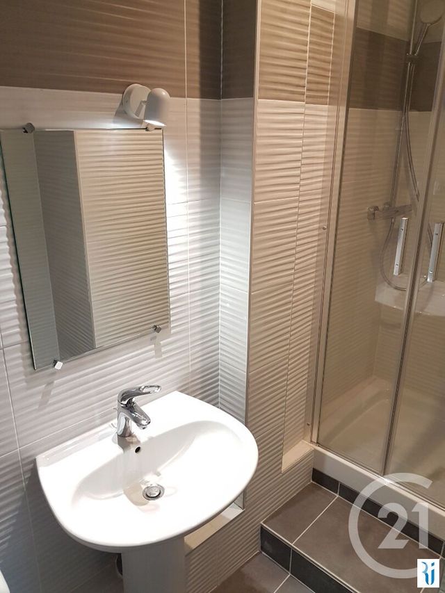 Appartement F1 &agrave; louer - 1 pi&egrave;ce - 15,23 m2 - Rouen - 76 - HAUTE-NORMANDIE