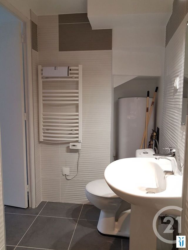 Appartement F1 &agrave; louer - 1 pi&egrave;ce - 15,23 m2 - Rouen - 76 - HAUTE-NORMANDIE
