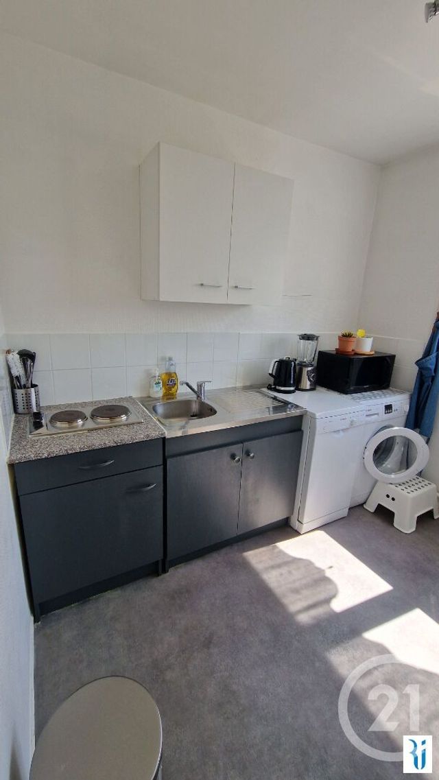 Appartement F2 &agrave; louer - 2 pi&egrave;ces - 42 m2 - Rouen - 76 - HAUTE-NORMANDIE