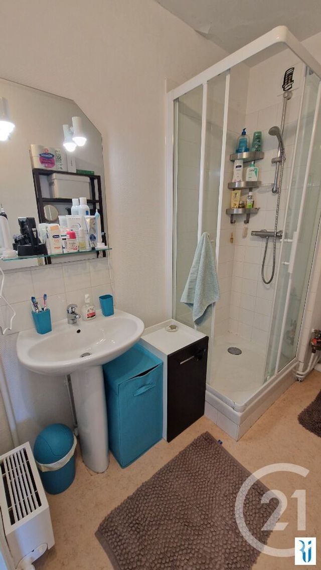 Appartement F2 &agrave; louer - 2 pi&egrave;ces - 42 m2 - Rouen - 76 - HAUTE-NORMANDIE