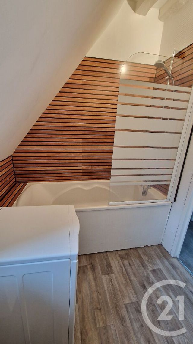 Appartement F2 &agrave; louer - 2 pi&egrave;ces - 30 m2 - Rouen - 76 - HAUTE-NORMANDIE