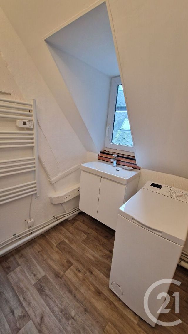 Appartement F2 &agrave; louer - 2 pi&egrave;ces - 30 m2 - Rouen - 76 - HAUTE-NORMANDIE