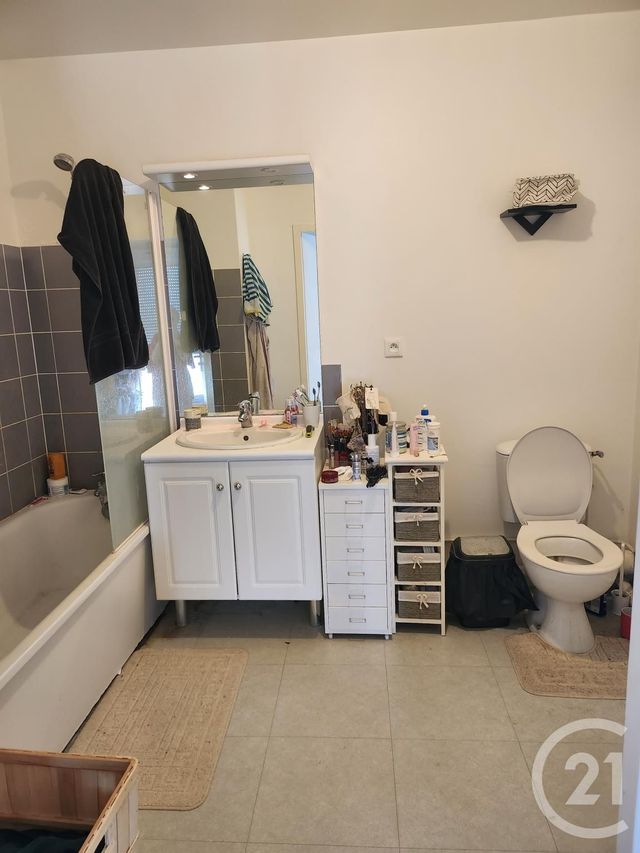 Appartement F2 &agrave; louer - 2 pi&egrave;ces - 38,65 m2 - Mont St Aignan - 76 - HAUTE-NORMANDIE