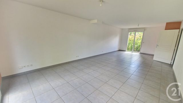 Maison &agrave; louer - 1 pi&egrave;ce - 111 m2 - Bois Guillaume - 76 - HAUTE-NORMANDIE