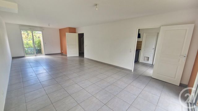 Maison &agrave; louer - 1 pi&egrave;ce - 111 m2 - Bois Guillaume - 76 - HAUTE-NORMANDIE
