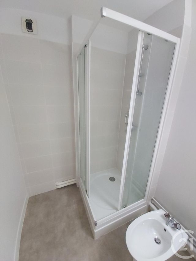 Appartement F2 &agrave; louer - 2 pi&egrave;ces - 42,49 m2 - Rouen - 76 - HAUTE-NORMANDIE